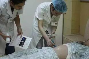 外国产检搞笑视频男医生