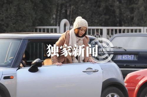 街头偶遇国产轿跑车视频,速度与激情尽收眼底