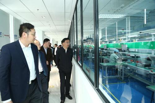 国产电脑基地视频,引领科技潮流的国产电脑制造基地全景展示