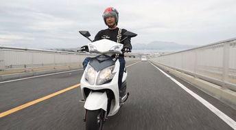 国产踏板车爬坡视频播放,性能实测展现卓越爬坡实力